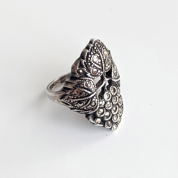 Small Sterling and Marcasite Art Nouveau Ring Sz 4.75 - Picture 7 of 10